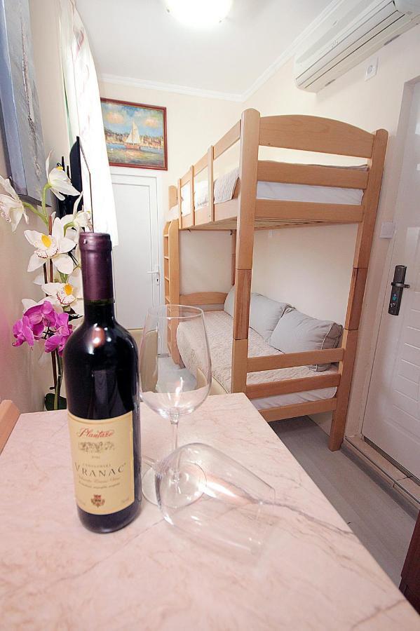 Studio Apartman Sveti Stefan Apartman Kültér fotó
